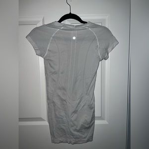 Lululemon white swiftly tech shirt